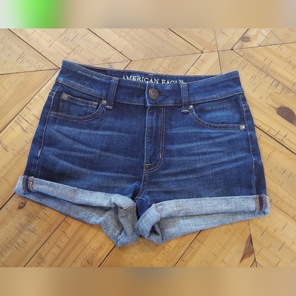 American Eagle High Rise Shortie Short